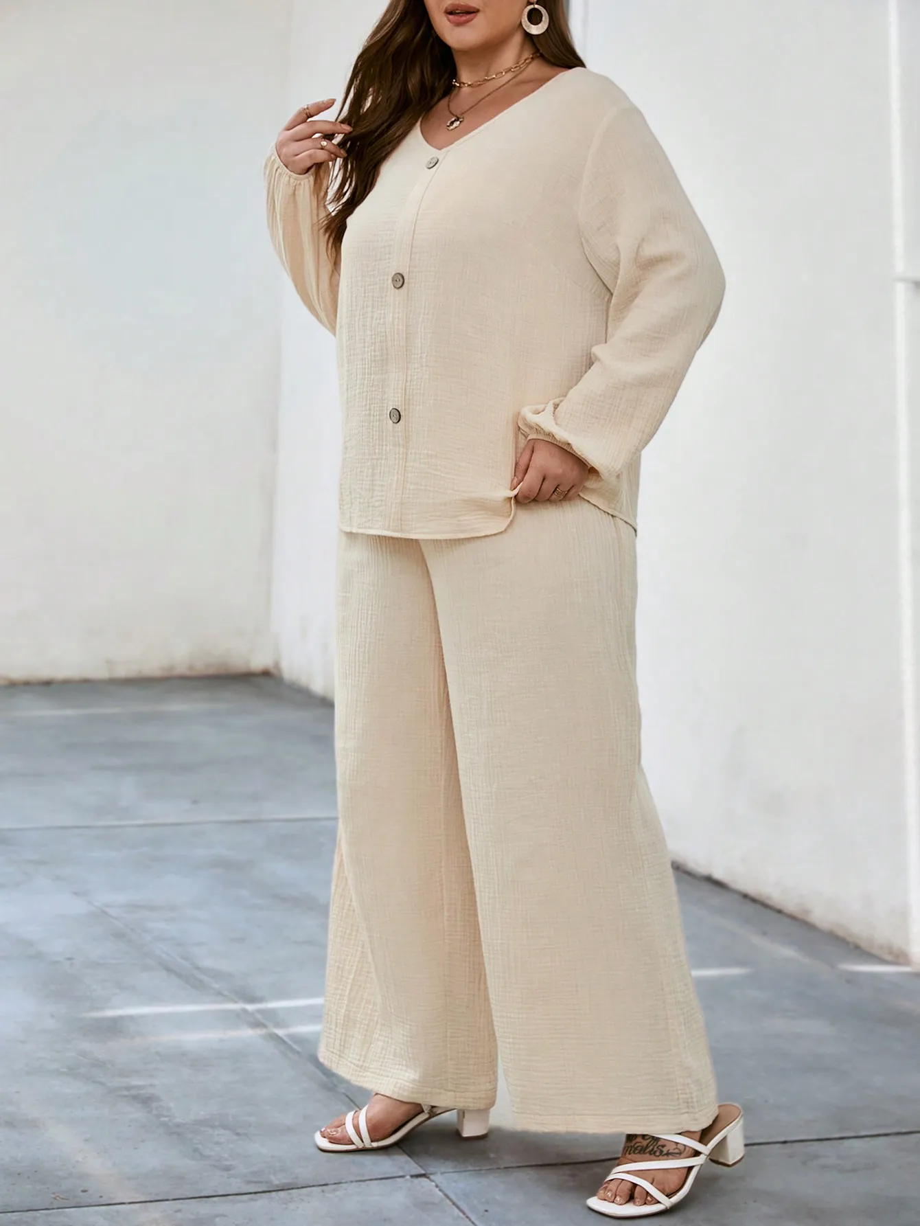 Solid Puff Sleeve V Neck Cord Set For Women bk - Image 8